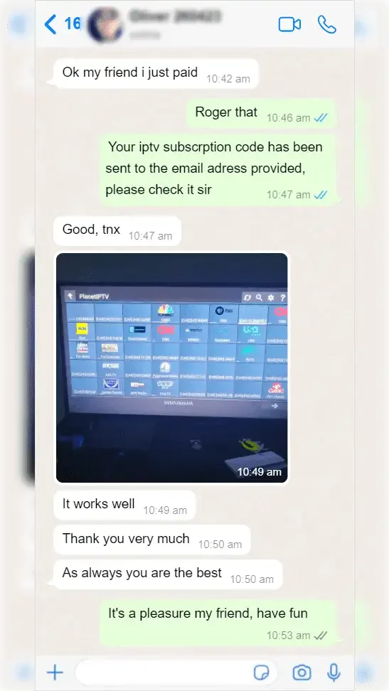 WhatsApp customer review screenshot